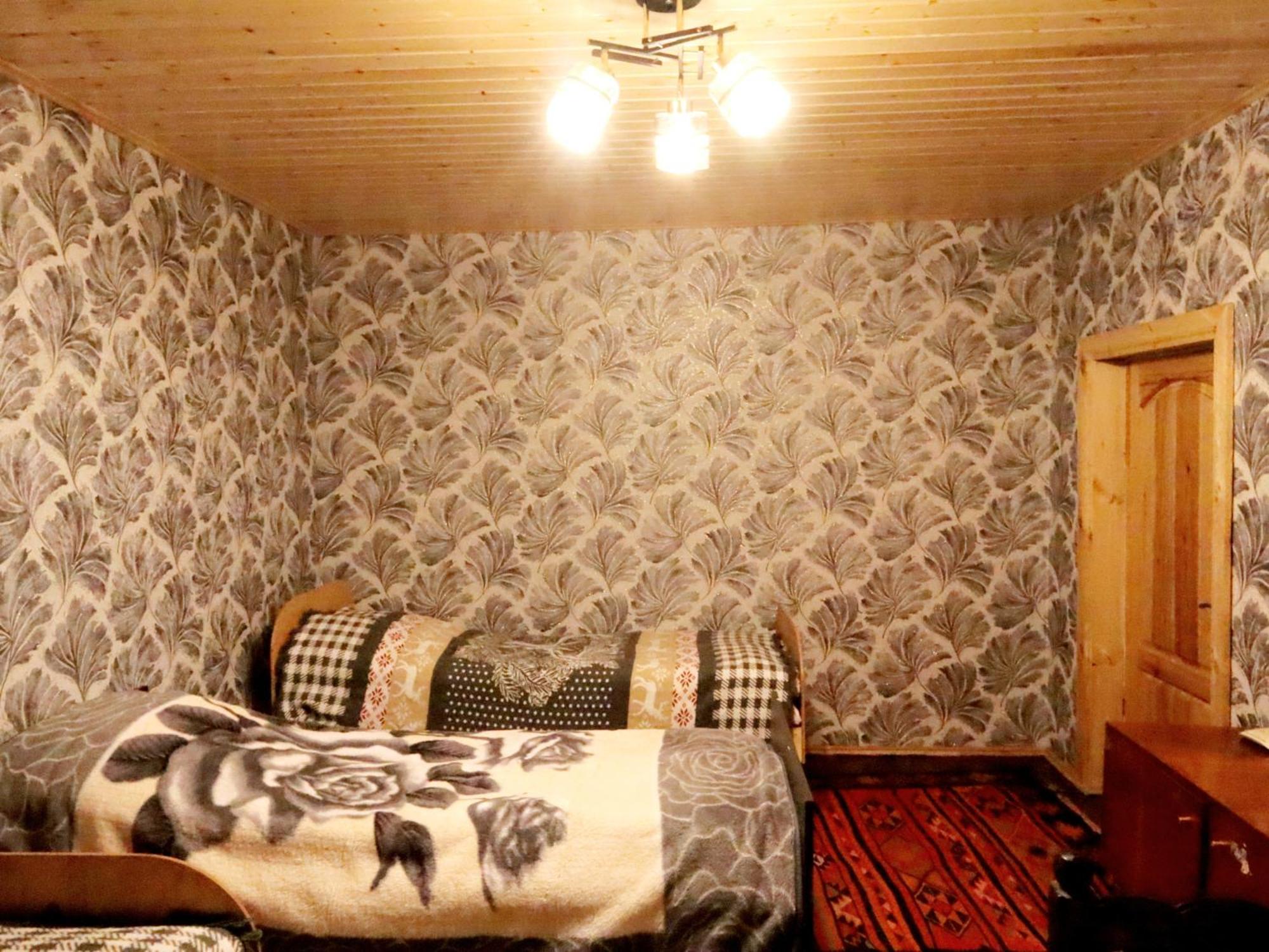 Xinaliq Khinalig Izzet'S Riverside Home Stay Esterno foto